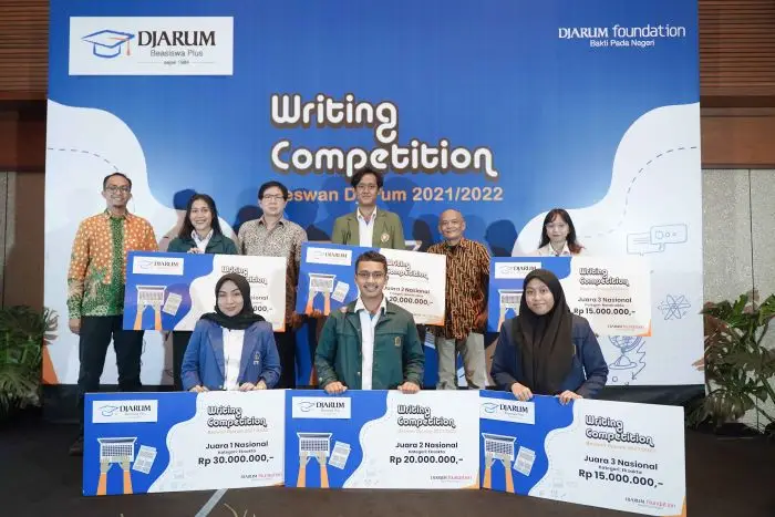 Dua Karya Tulis Terbaik...