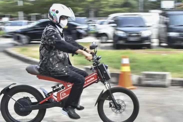 Chip dan Anggaran Gagalkan...