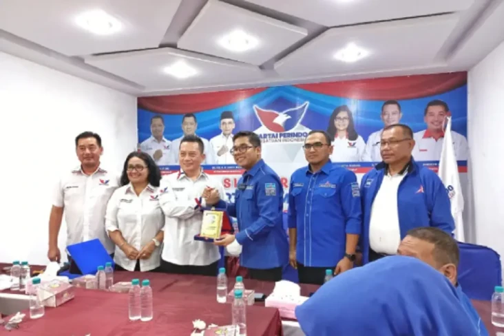 Kunjungi Perindo Sumut,...