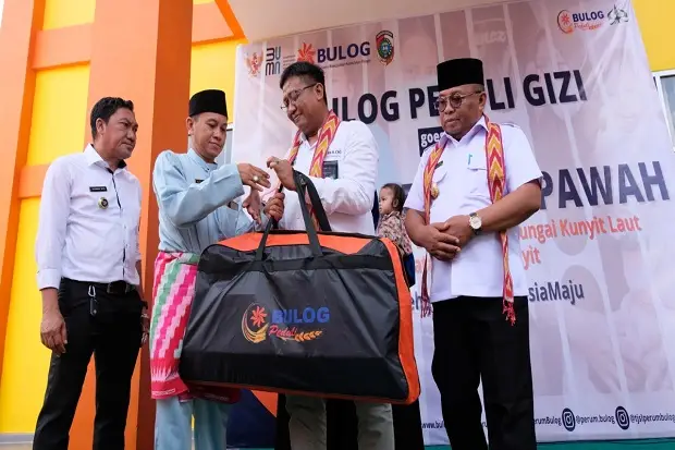 Bulog Peduli Gelontorkan...