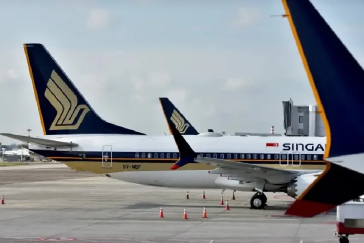 Diancam Bom, Singapore...
