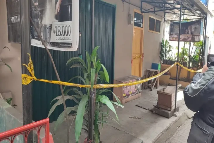 Polisi Buru Pembunuh...