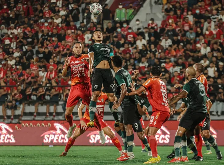 Hasil Bali United vs...