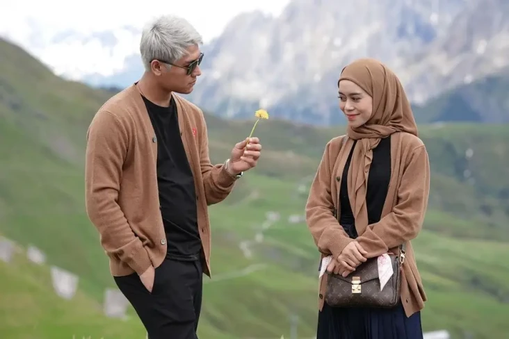 Duga Rizky Billar Selingkuh,...