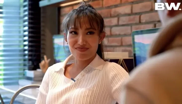 Viral! Video Ayu Dewi...