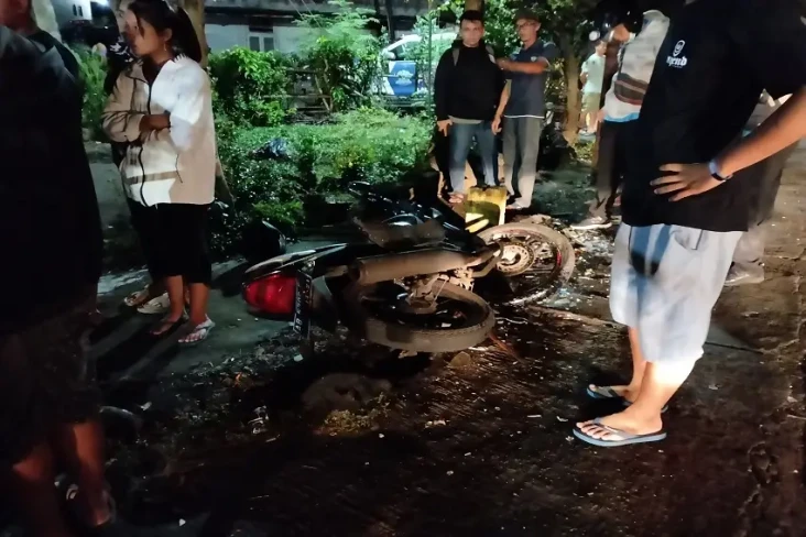 Kecelakaan Maut 3 Kendaraan...