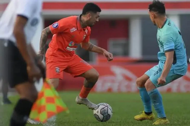 Hasil Liga 1 2022/2023:...