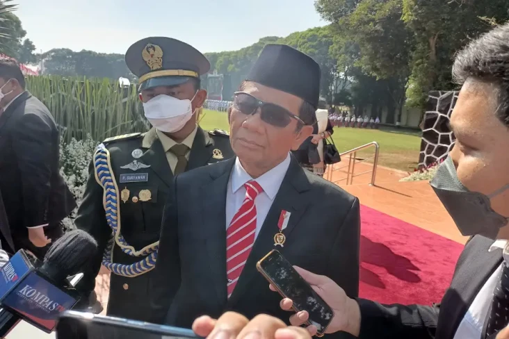 Mahfud MD Sebut Pencopotan...