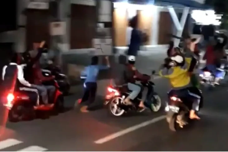 Viral Gangster Motor...