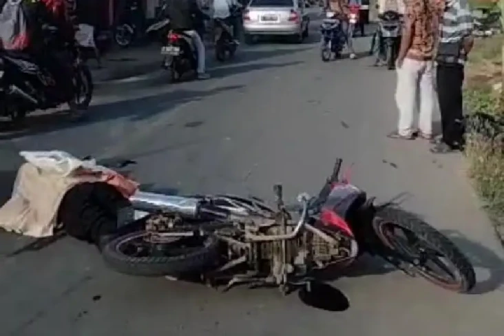 Berangkat Kerja, Pemotor...