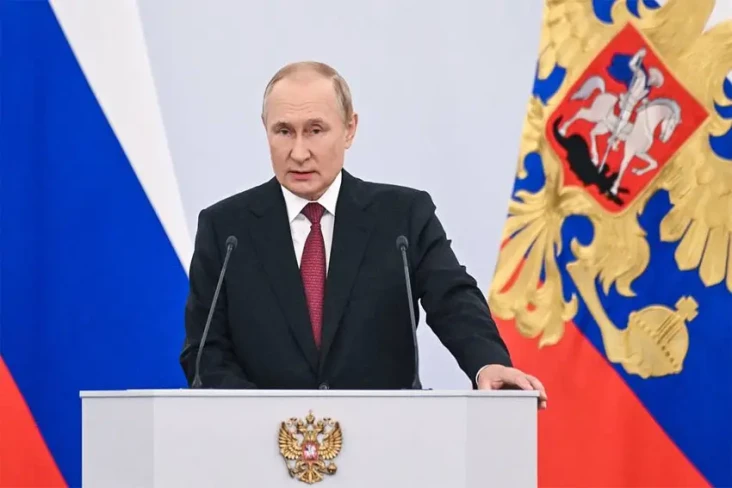 Putin: Rusia Akan Pertahankan...