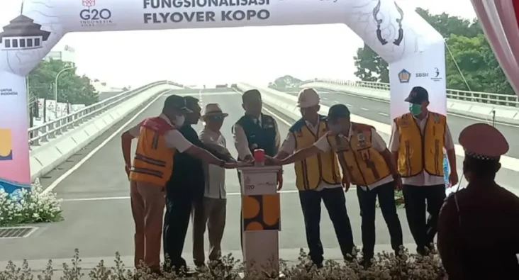 Flyover Kopo Sepanjang...
