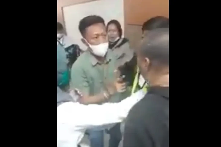 Viral! Penumpang Pesawat...