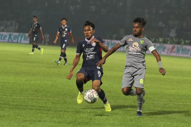 Presiden Arema FC Minta...