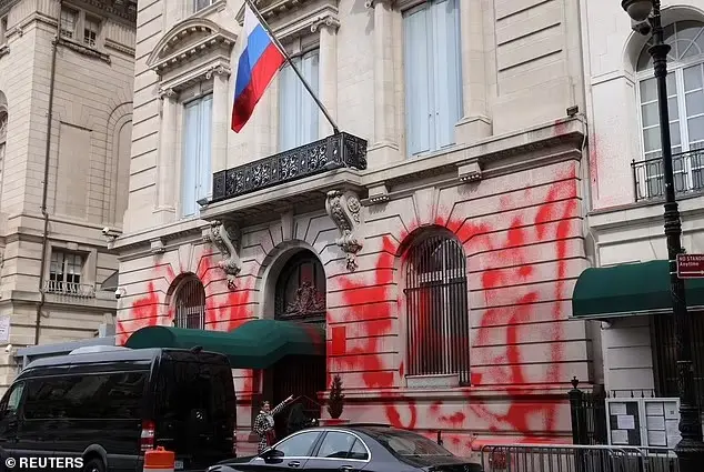 Konsulat Rusia di New...