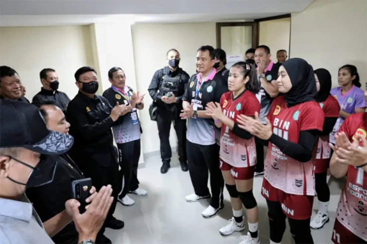 Tim Voli Putri BIN Juara...