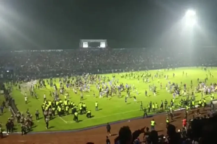 Mencekam dan Mengerikan,...
