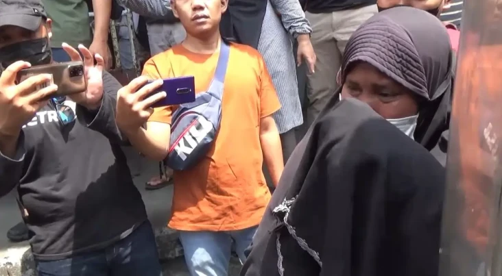 3 Jenazah Korban Kebrutalan...