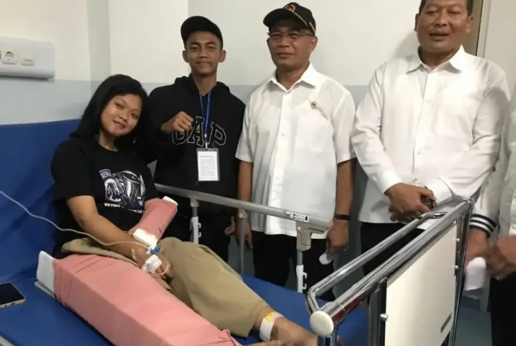 Jenguk Korban Tragedi...