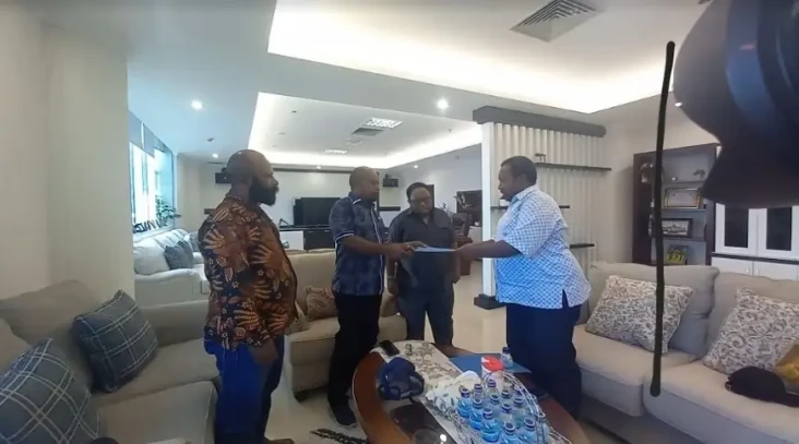 Mengadu ke DPR Papua,...