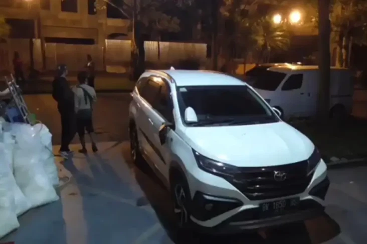Mencekam! Kelompok Pemuda...