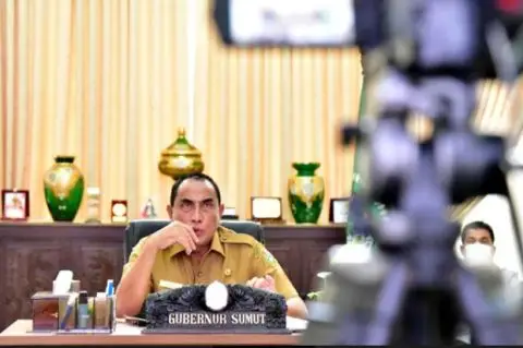 Prihatin Tragedi Kanjuruhan,...
