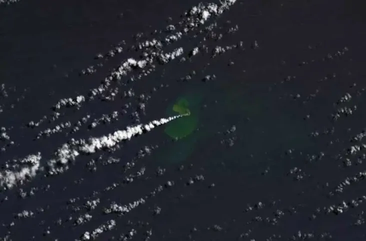 Foto Satelit Rekam Kelahiran...