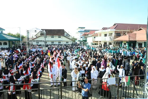 Rayakan HUT Satu Abad,...