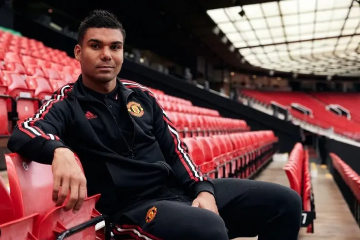 Jarang Mainkan Casemiro,...