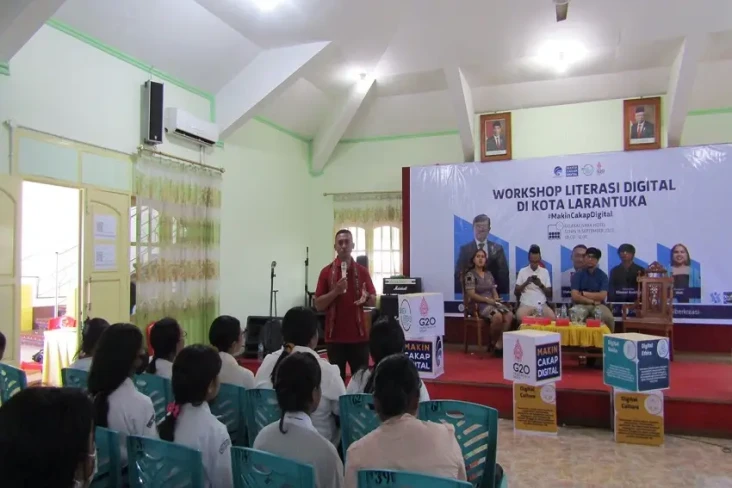 Kemenkominfo Gelar Workshop...