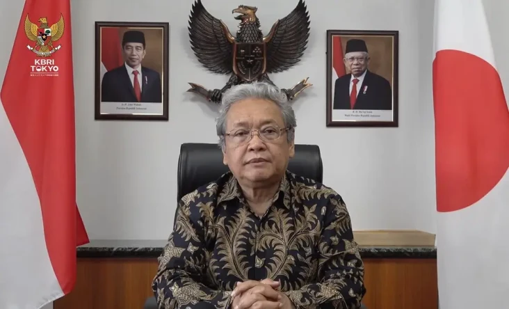 Korea Utara Tembakkan...