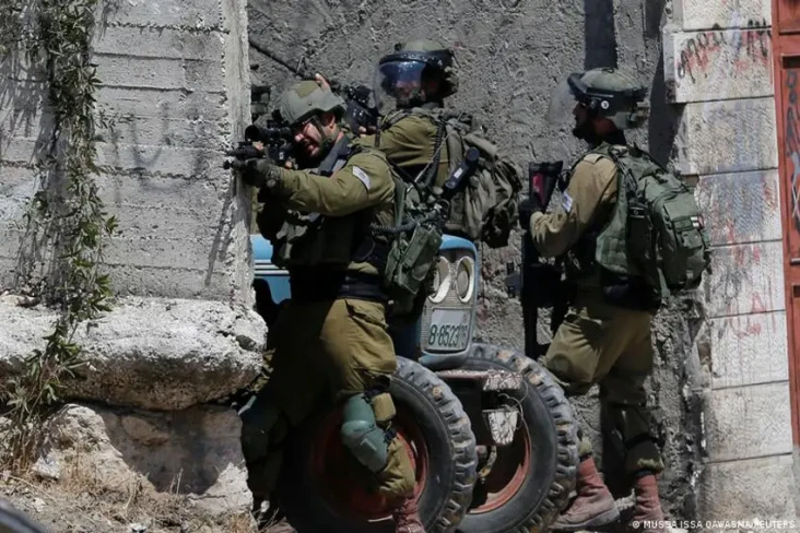 Militer Israel Tembak...
