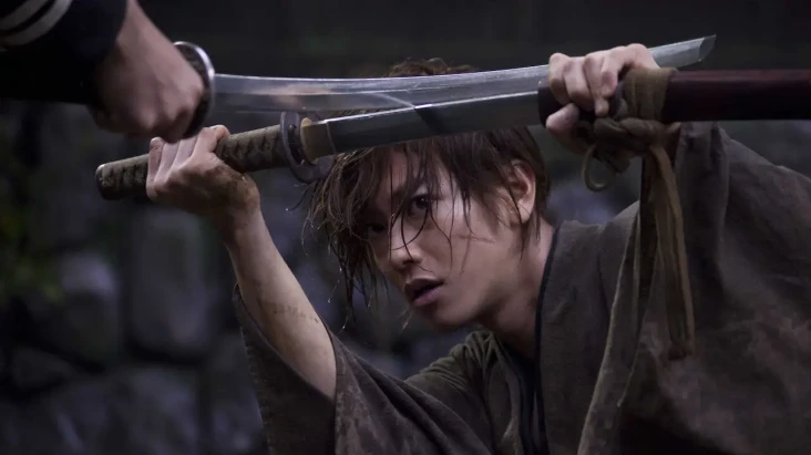 8 Film Live Action Adaptasi...