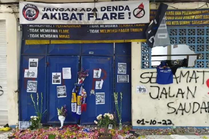 Viral Video Pintu Stadion...