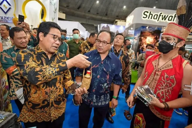 Kembangkan Desa Cerdas,...
