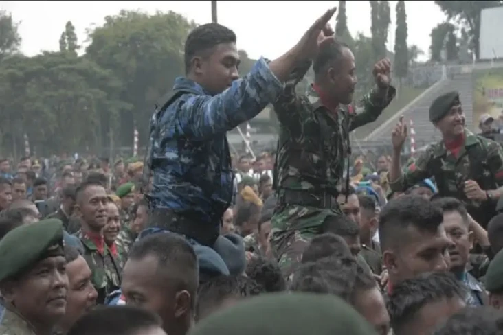 Lagu Ojo Dibandingke...