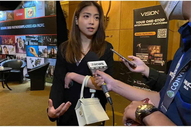 Clarissa Tanoesoedibjo...