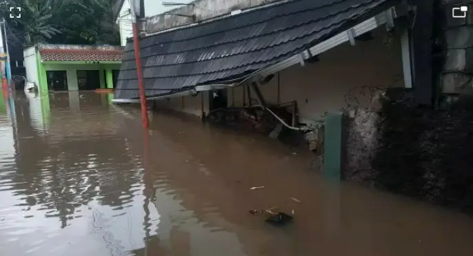 Kronologi 3 Siswa MTs...