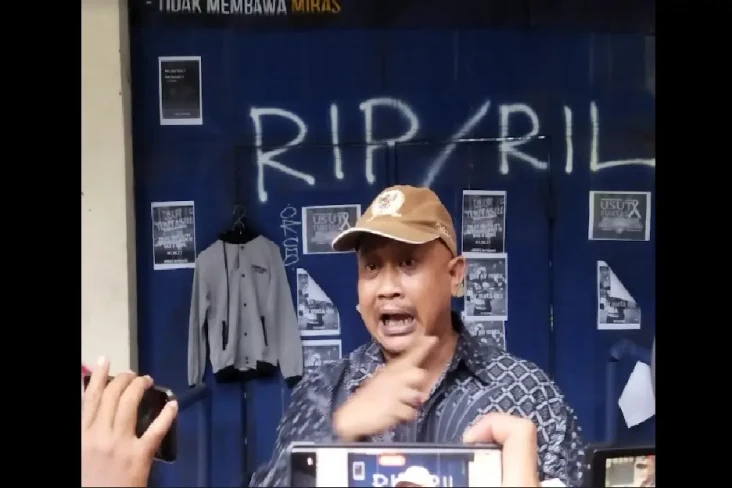 Tragedi Kanjuruhan 131...