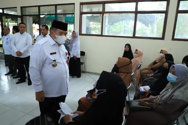 Selamat, 9.838 Warga...