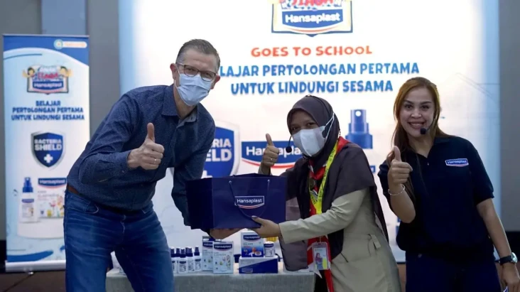 Kenalkan First Aid ke...