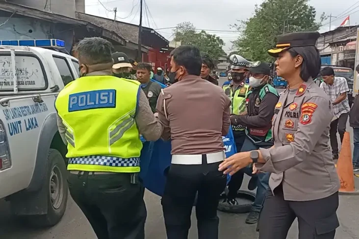 Terjatuh, Pengendara...