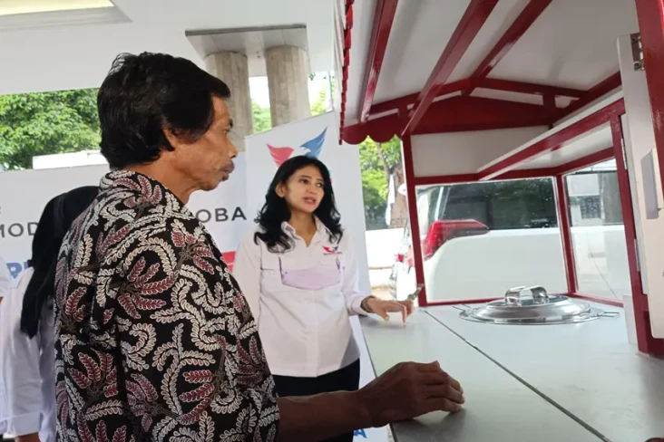 Dapat Bantuan Gerobak...