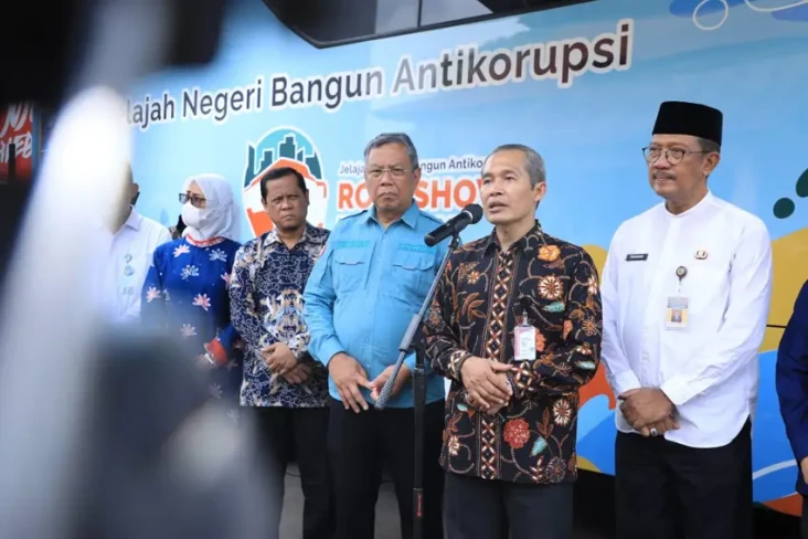 Tangsel Rentan Banjir,...