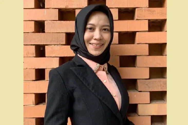 Mahasiswa FTUI Raih...