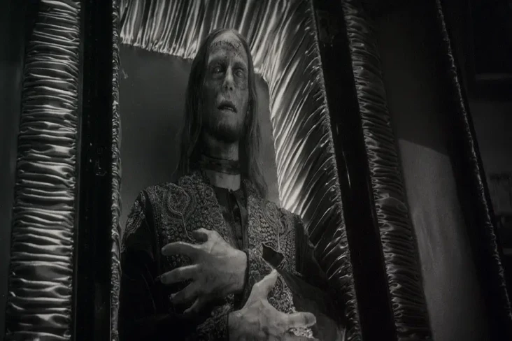 Review Werewolf by Night:...