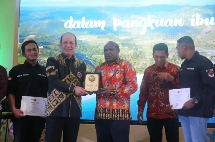 Duta Damai Papua Harus...