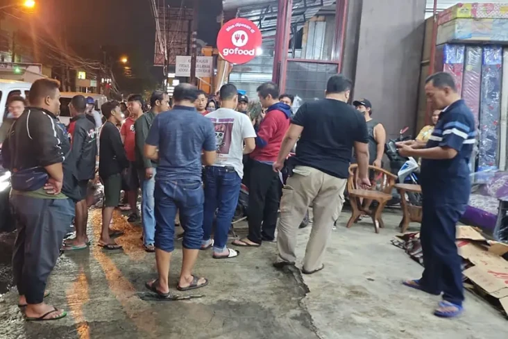 Jatuh dari Motor, Lansia...