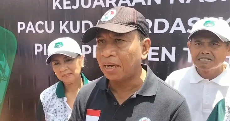 Desakan Iwan Bule Mundur...