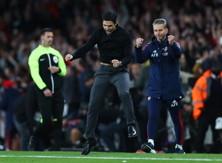 Mikel Arteta Sanjung...